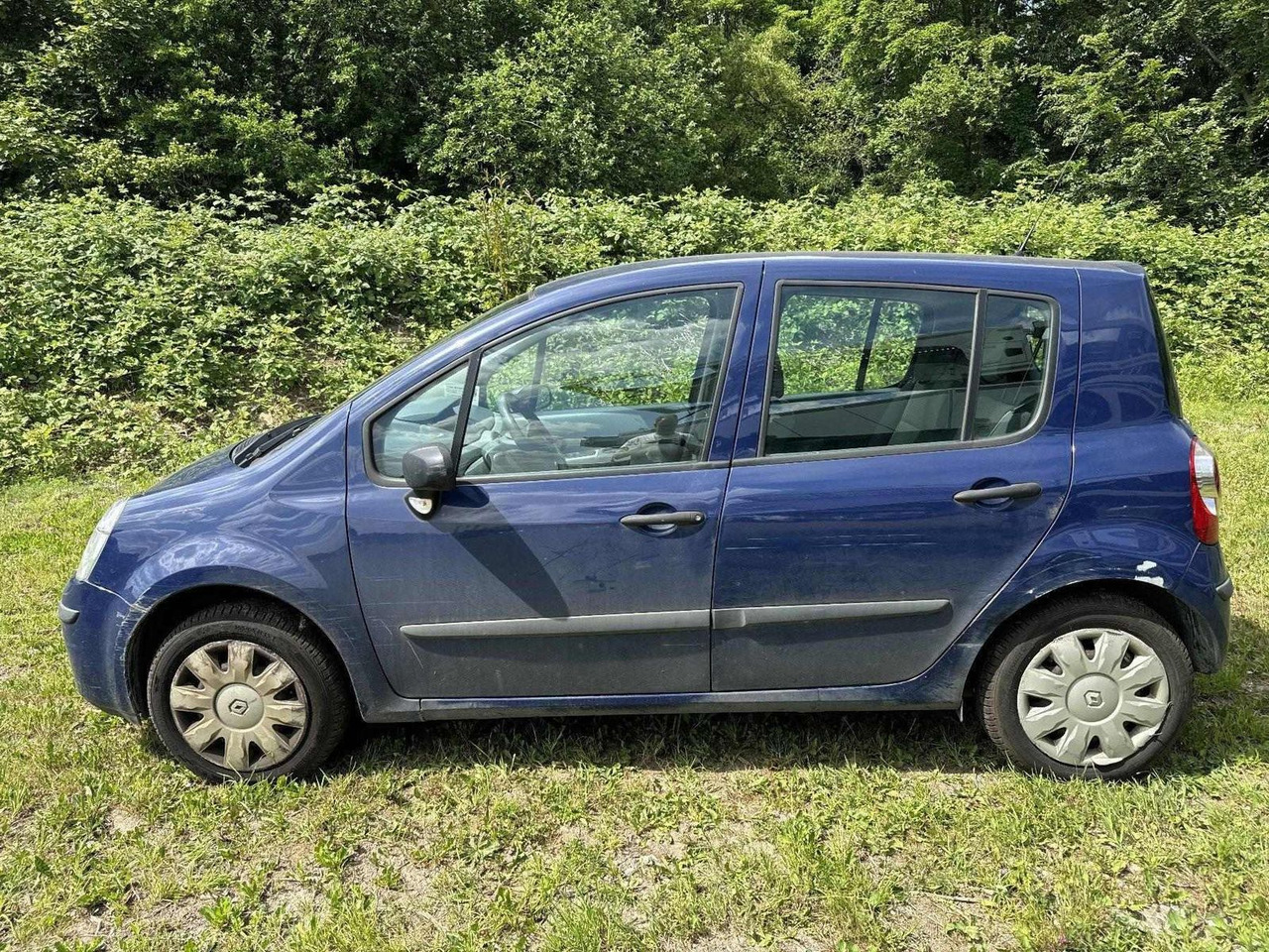 Renault Modus 1.2 Avantage +MOTOR OHNE FUNKTION+ - Sedan: obrázek 2 Renault Modus 1.2 Avantage +MOTOR OHNE FUNKTION+ - Sedan: obrázek 2