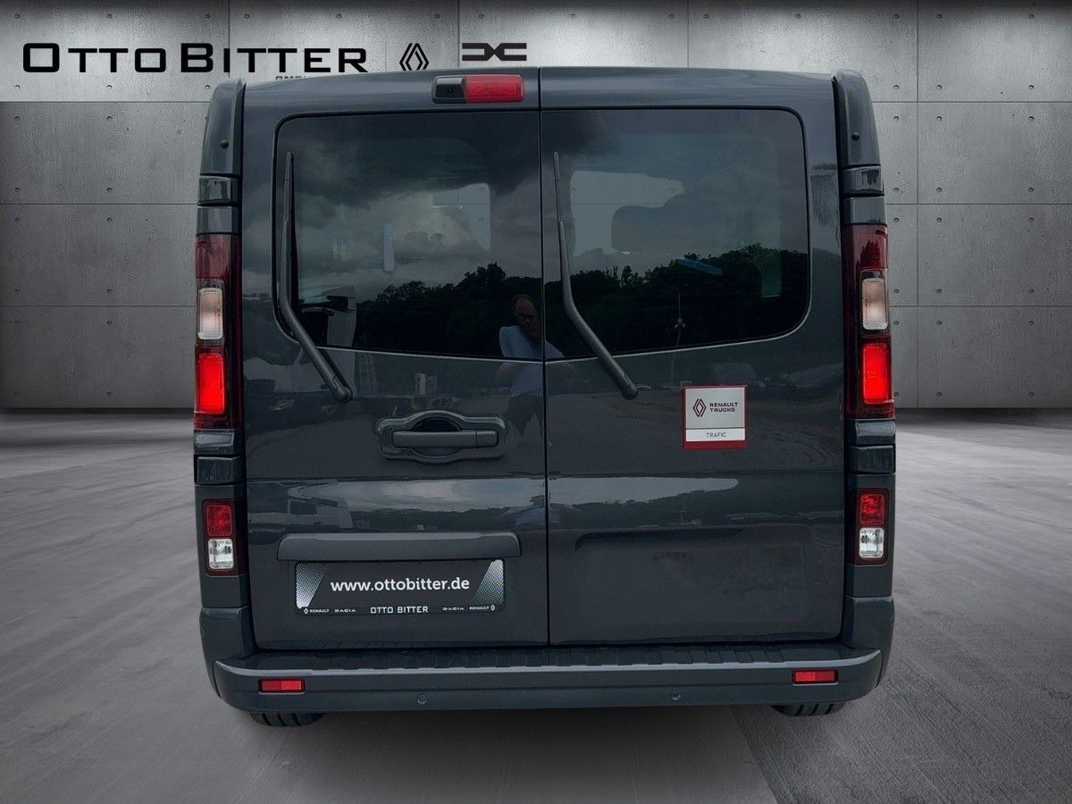 Renault Trafic Grand RED EDITION L2H1 dCi150 EDC 9-SITZE - Mikrobus: obrázek 3 Renault Trafic Grand RED EDITION L2H1 dCi150 EDC 9-SITZE - Mikrobus: obrázek 3