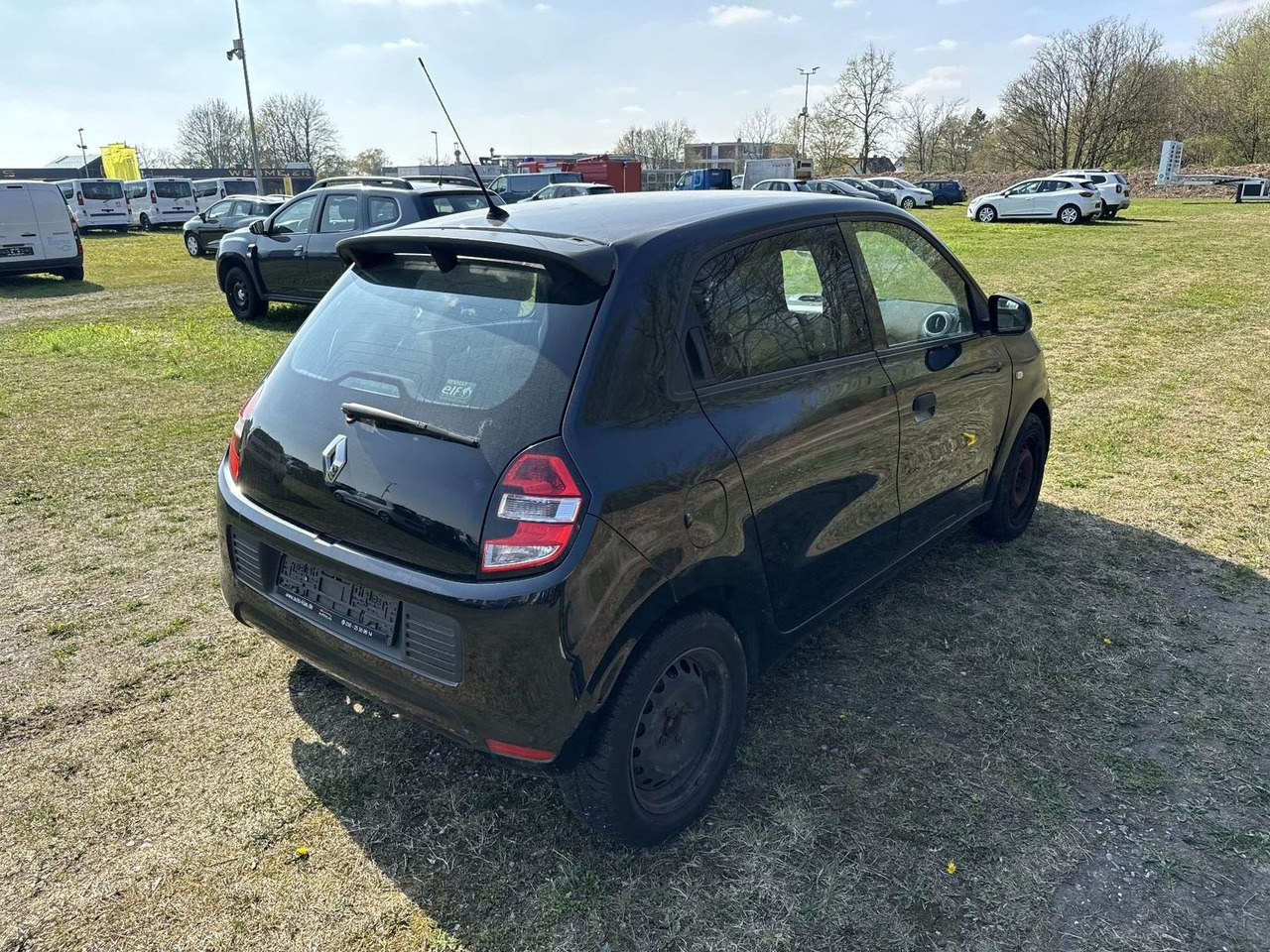Renault Twingo Life SCe70 KLIMA - Osobní auto: obrázek 5 Renault Twingo Life SCe70 KLIMA - Osobní auto: obrázek 5