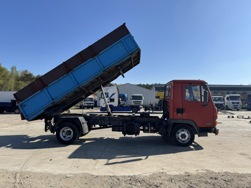 DAF 45 ATI 160 (FULL STEEL SUSPENSION / MANUAL PUMP / EURO 2) - Sklápěč: obrázek 4 DAF 45 ATI 160 (FULL STEEL SUSPENSION / MANUAL PUMP / EURO 2) - Sklápěč: obrázek 4