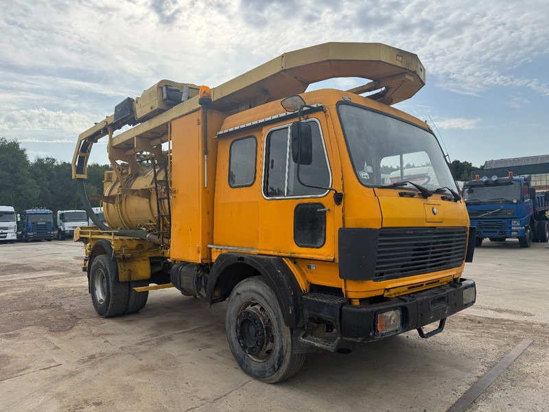 Mercedes-Benz SK 1617 (GRAND PONT / LAMES / 10.000L / 6 CYLINDRE / POMPE MANUELLE) - Čistič odpadových jam: obrázek 3 Mercedes-Benz SK 1617 (GRAND PONT / LAMES / 10.000L / 6 CYLINDRE / POMPE MANUELLE) - Čistič odpadových jam: obrázek 3