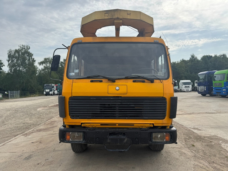 Mercedes-Benz SK 1617 (GRAND PONT / LAMES / 10.000L / 6 CYLINDRE / POMPE MANUELLE) - Čistič odpadových jam: obrázek 2 Mercedes-Benz SK 1617 (GRAND PONT / LAMES / 10.000L / 6 CYLINDRE / POMPE MANUELLE) - Čistič odpadových jam: obrázek 2