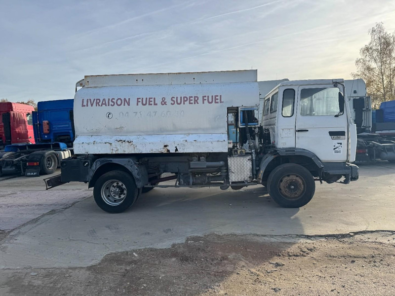 Renault S 150 SUSPENSION LAMES / 7000 L / POMPE & BOITE MANUELLE / CAMION FRANCAIS!!!) - Cisternové vozidlo: obrázek 4 Renault S 150 SUSPENSION LAMES / 7000 L / POMPE & BOITE MANUELLE / CAMION FRANCAIS!!!) - Cisternové vozidlo: obrázek 4