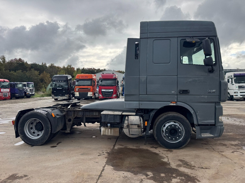 DAF 105 XF 460 Space Cab (MANUAL GEARBOX / BOITE MANUELLE) - Tahač: obrázek 4 DAF 105 XF 460 Space Cab (MANUAL GEARBOX / BOITE MANUELLE) - Tahač: obrázek 4