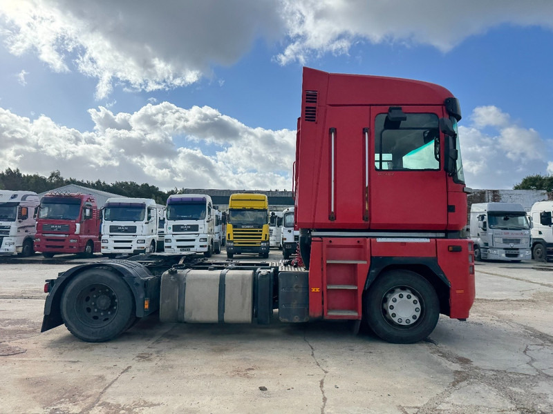 Renault Magnum 460 DXI (MANUAL GEARBOX / BOITE MANUELLE / PERFECT) - Tahač: obrázek 4 Renault Magnum 460 DXI (MANUAL GEARBOX / BOITE MANUELLE / PERFECT) - Tahač: obrázek 4