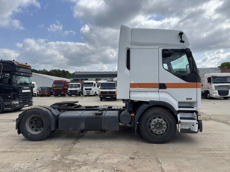 Renault Premium 420 (BOITE MANUELLE / MANUAL GEARBOX) - Tahač: obrázek 4 Renault Premium 420 (BOITE MANUELLE / MANUAL GEARBOX) - Tahač: obrázek 4
