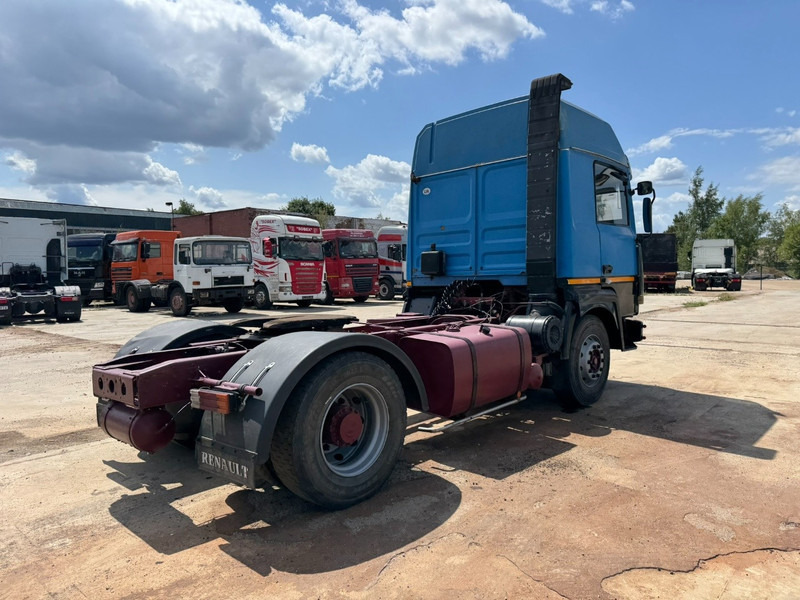 Renault R 340 Major (GRAND PONT / BOITE MANUELLE / POMPE MANUELLE) - Tahač: obrázek 5 Renault R 340 Major (GRAND PONT / BOITE MANUELLE / POMPE MANUELLE) - Tahač: obrázek 5
