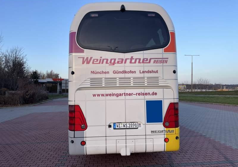 Neoplan N516/3SHDHC Euro-4 - Turistický autobus: obrázek 4 Neoplan N516/3SHDHC Euro-4 - Turistický autobus: obrázek 4