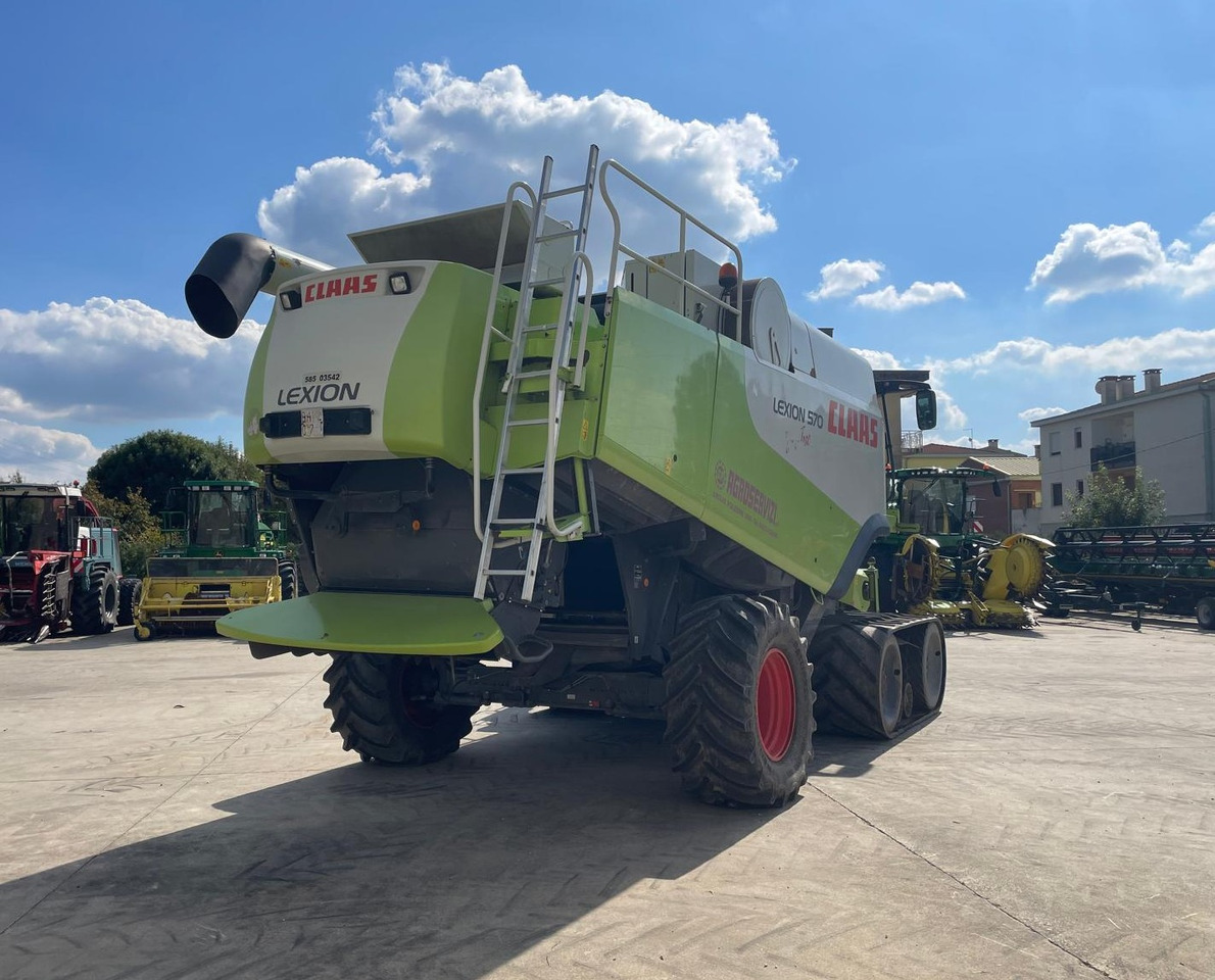 CLAAS MIETITREBBIA LEXION 570TT - Sklízecí mlátička: obrázek 4 CLAAS MIETITREBBIA LEXION 570TT - Sklízecí mlátička: obrázek 4