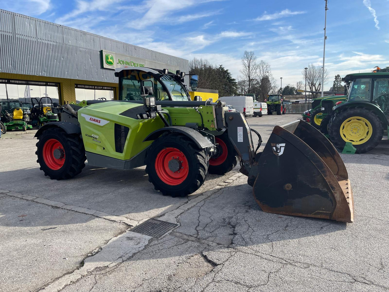 CLAAS TELESCOPICO SCORPION 10.33 - Teleskopický manipulátor: obrázek 3 CLAAS TELESCOPICO SCORPION 10.33 - Teleskopický manipulátor: obrázek 3