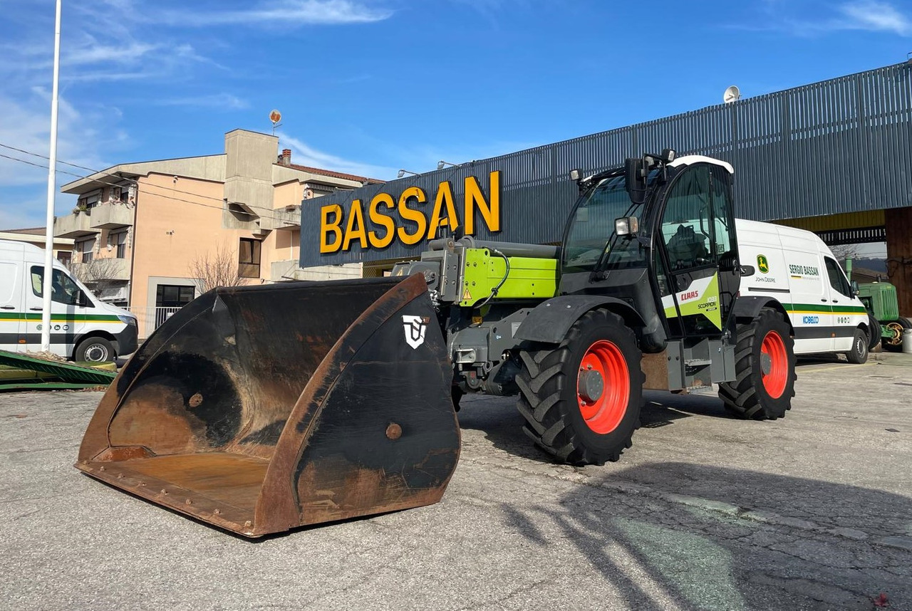 CLAAS TELESCOPICO SCORPION 10.33 - Teleskopický manipulátor: obrázek 1 CLAAS TELESCOPICO SCORPION 10.33 - Teleskopický manipulátor: obrázek 1