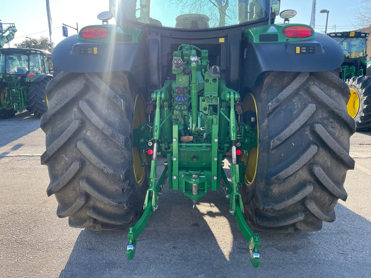JOHN DEERE 6145 R - Traktor: obrázek 5 JOHN DEERE 6145 R - Traktor: obrázek 5