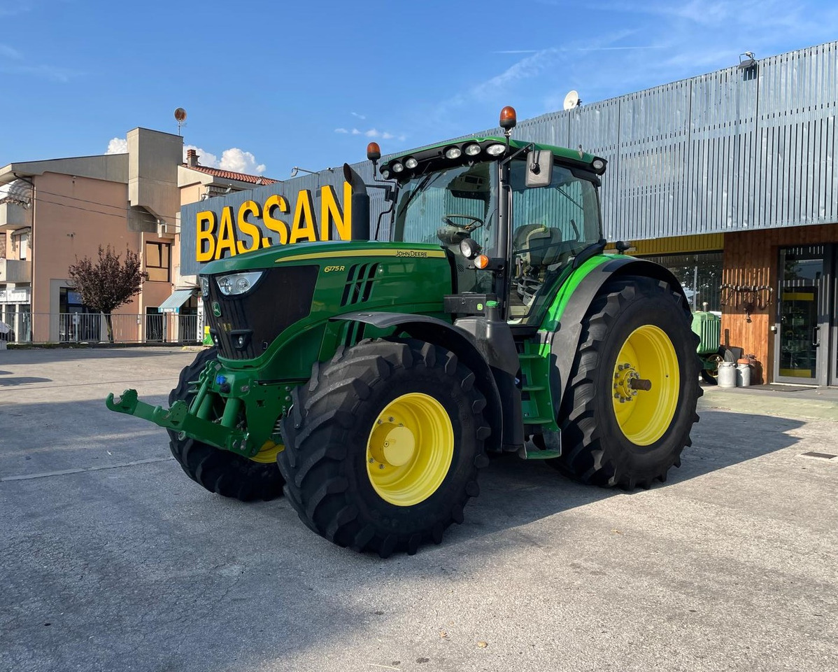 JOHN DEERE 6175 R - Traktor: obrázek 1 JOHN DEERE 6175 R - Traktor: obrázek 1