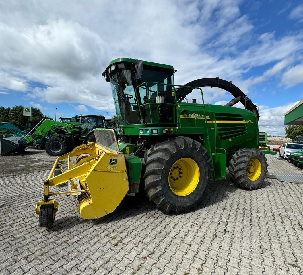 JOHN DEERE TRINCIA 7400 - Sklízecí řezačka: obrázek 1 JOHN DEERE TRINCIA 7400 - Sklízecí řezačka: obrázek 1