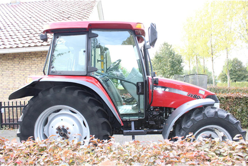Case IH JX80U - Traktor: obrázek 2 Case IH JX80U - Traktor: obrázek 2