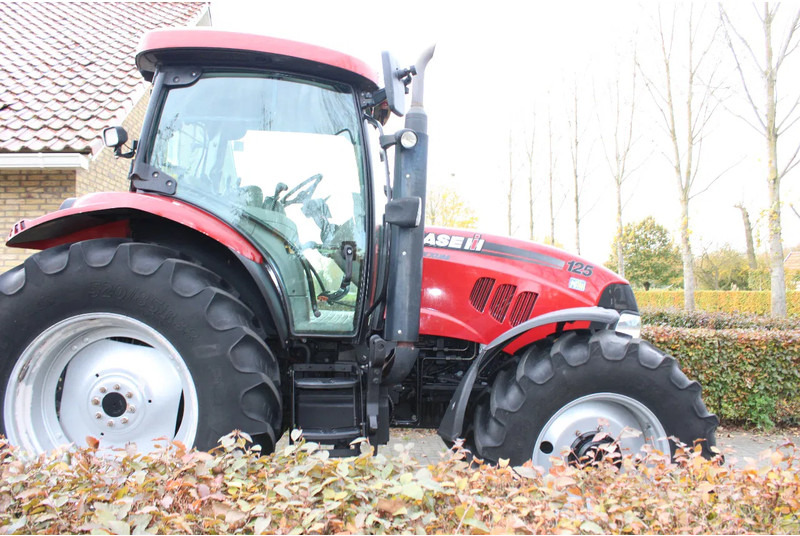 Case IH MAXXUM 125 - Traktor: obrázek 2 Case IH MAXXUM 125 - Traktor: obrázek 2