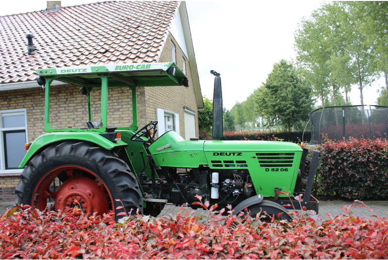 Deutz D 5206 - Traktor: obrázek 2 Deutz D 5206 - Traktor: obrázek 2