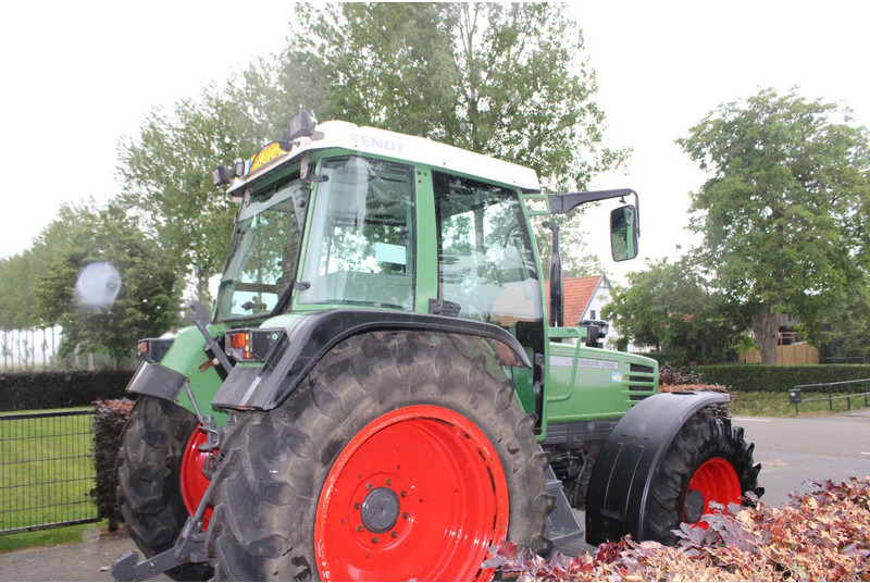 Fendt 308 Holland Farmer - Traktor: obrázek 4 Fendt 308 Holland Farmer - Traktor: obrázek 4