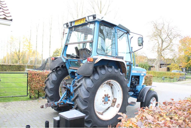 Ford 5110 - Traktor: obrázek 3 Ford 5110 - Traktor: obrázek 3