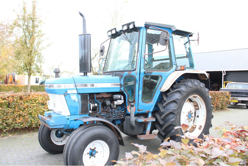 Ford 5110 - Traktor: obrázek 5 Ford 5110 - Traktor: obrázek 5