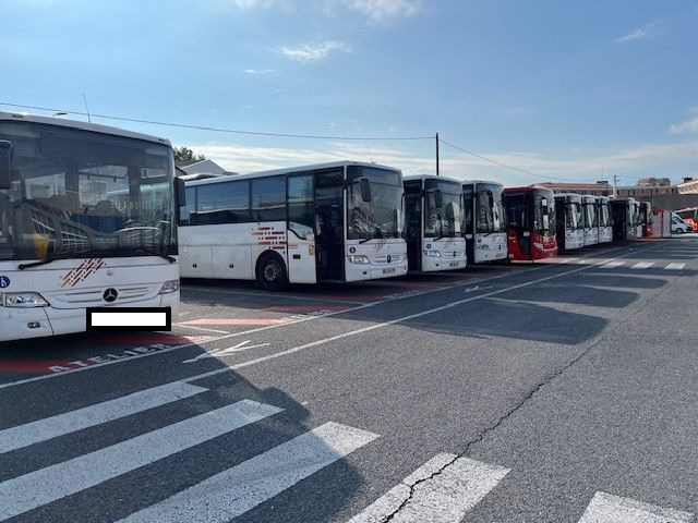 Mercedes-Benz Tourismo RH, 57 Schlafsessel, Klima, Gurte., - Autobus příměstský: obrázek 1 Mercedes-Benz Tourismo RH, 57 Schlafsessel, Klima, Gurte., - Autobus příměstský: obrázek 1