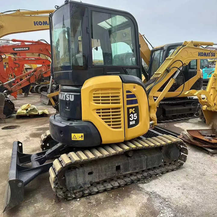 Best Quality Komatsu PC35mr Used Mini Excavator Earth-moving Machinery in Good Condition - Pásové rýpadlo: obrázek 1 Best Quality Komatsu PC35mr Used Mini Excavator Earth-moving Machinery in Good Condition - Pásové rýpadlo: obrázek 1