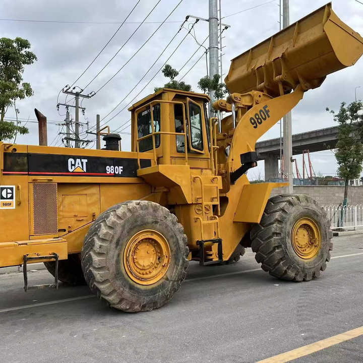 CAT 980F Refurbished Wheel Loader Well Maintained Affordable Price - Kolový nakladač: obrázek 1 CAT 980F Refurbished Wheel Loader Well Maintained Affordable Price - Kolový nakladač: obrázek 1