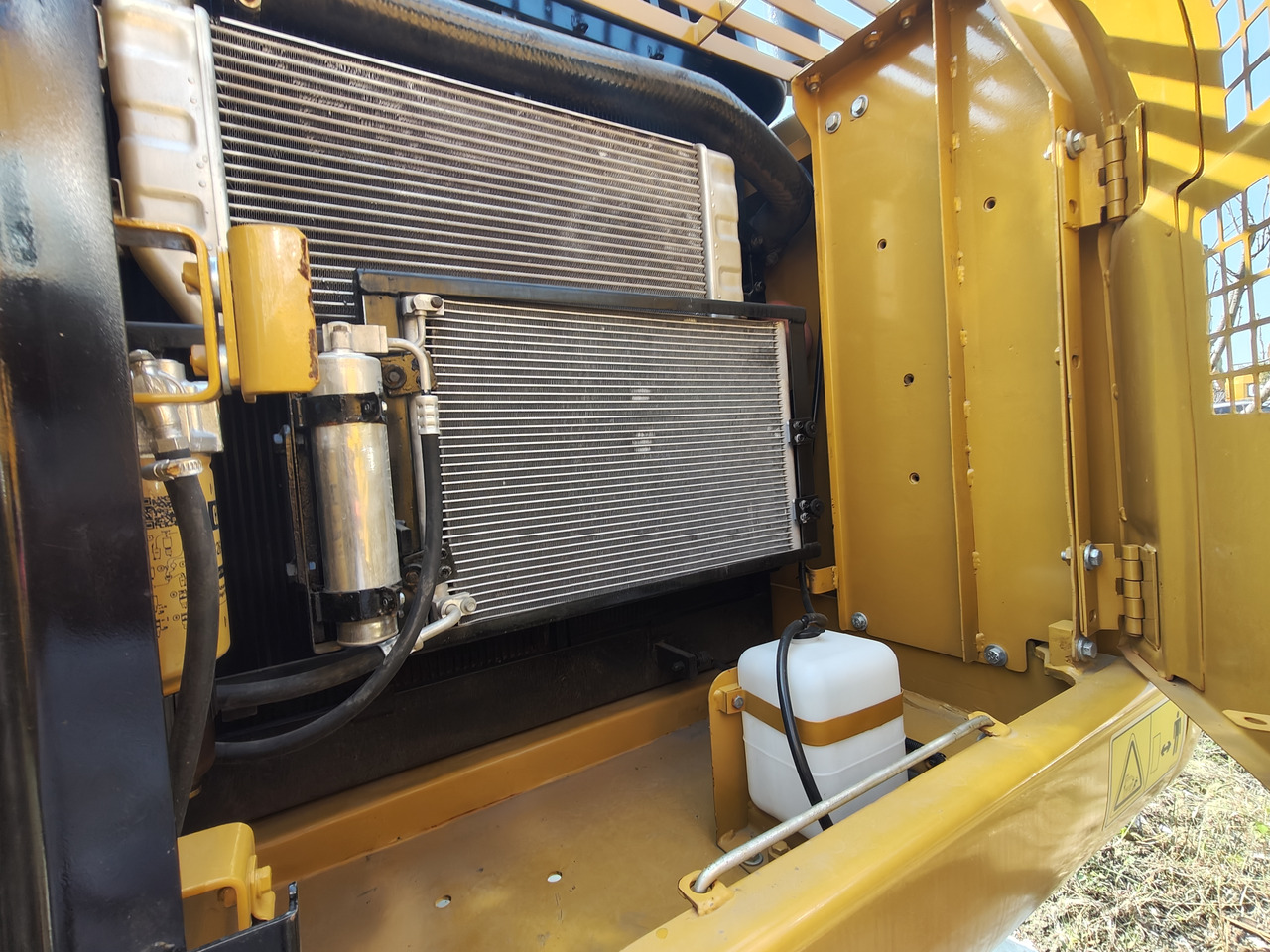 CATERPILLAR 320d - Rýpadlo: obrázek 5 CATERPILLAR 320d - Rýpadlo: obrázek 5