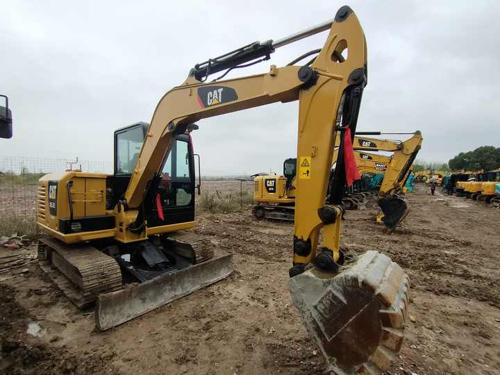 Cat Machine Used Mini Excavator CAT305.5E Cat Used Excavator - Mini rýpadlo: obrázek 5 Cat Machine Used Mini Excavator CAT305.5E Cat Used Excavator - Mini rýpadlo: obrázek 5