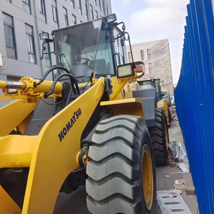 Good Condition Second Hand WA320-5 Front Wheel Loader for Cheap Price Hot Sale in China - Kolový nakladač: obrázek 4 Good Condition Second Hand WA320-5 Front Wheel Loader for Cheap Price Hot Sale in China - Kolový nakladač: obrázek 4