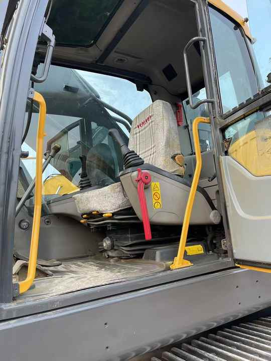 Good Condition VOLVO EC480DL Excavator Low Price Large Hydraulic Crawler Excavator volvo 480dl for Sale - Pásové rýpadlo: obrázek 2 Good Condition VOLVO EC480DL Excavator Low Price Large Hydraulic Crawler Excavator volvo 480dl for Sale - Pásové rýpadlo: obrázek 2