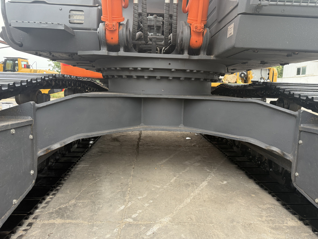 Pásové rýpadlo HITACHI 350-5g: obrázek 13