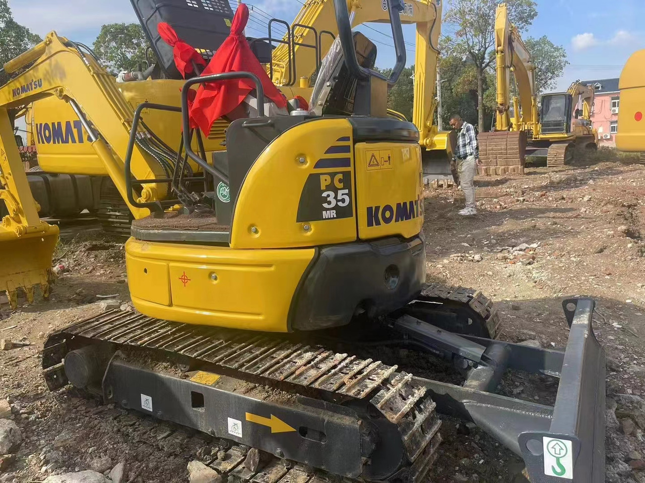 KOMATSU PC35 - Mini rýpadlo: obrázek 3 KOMATSU PC35 - Mini rýpadlo: obrázek 3