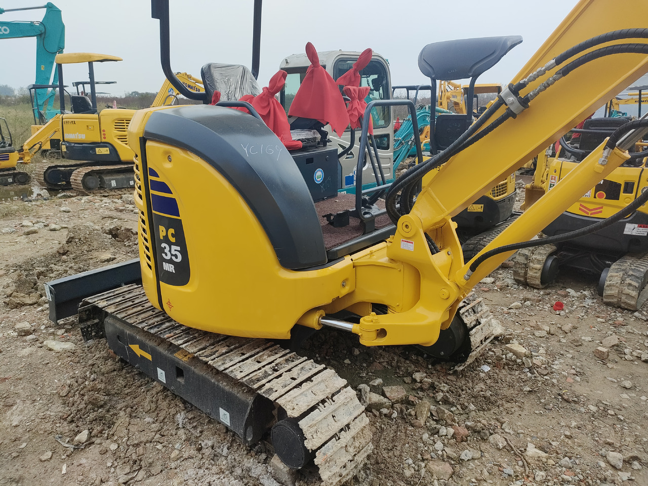 KOMATSU PC35 - Mini rýpadlo: obrázek 4 KOMATSU PC35 - Mini rýpadlo: obrázek 4