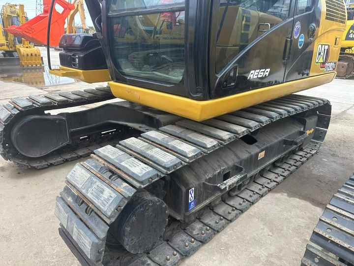 Low Working Time CAT 312D2 Excavator Caterpillar Used 15ton Cat312D2 No Reviews yet - Pásové rýpadlo: obrázek 4 Low Working Time CAT 312D2 Excavator Caterpillar Used 15ton Cat312D2 No Reviews yet - Pásové rýpadlo: obrázek 4
