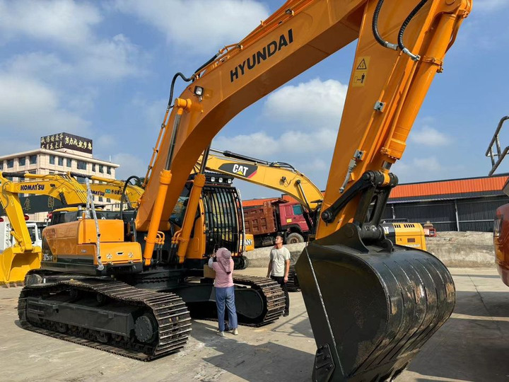 Nice Condition Korea Brand hyundai 305-9 30tons Middle Digger for Sale Used hyundai 210-9 215-9 220-9 305-9 Model Provide - Rýpadlo: obrázek 2 Nice Condition Korea Brand hyundai 305-9 30tons Middle Digger for Sale Used hyundai 210-9 215-9 220-9 305-9 Model Provide - Rýpadlo: obrázek 2