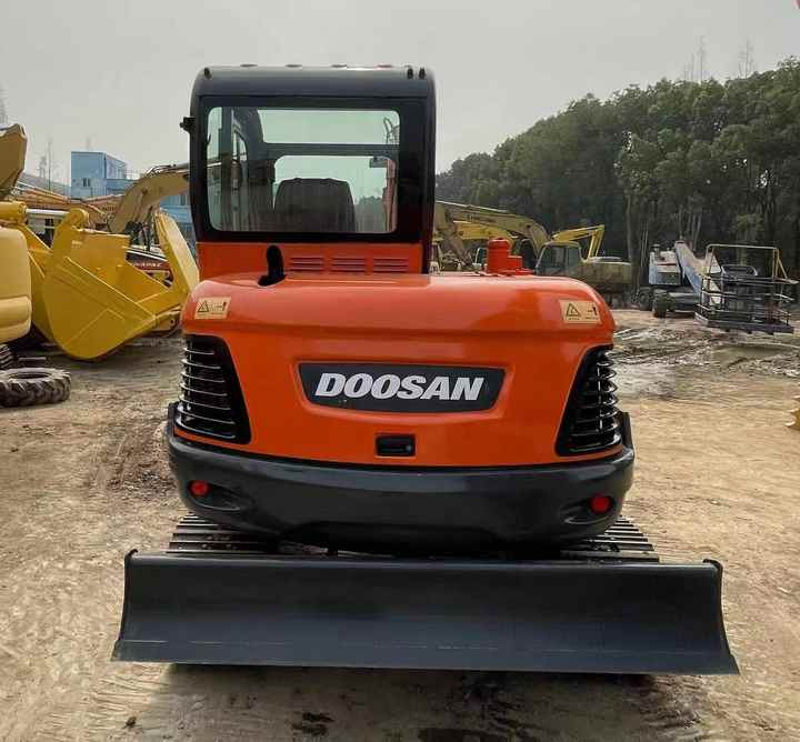 Second Hand Doosan Dx-60 Excavator for Sale - Rýpadlo: obrázek 5 Second Hand Doosan Dx-60 Excavator for Sale - Rýpadlo: obrázek 5