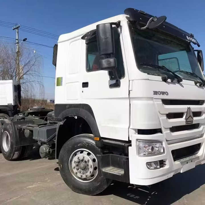 Used HOWO Truck Head Semi-trailer Head Trailer Head - Tahač: obrázek 1 Used HOWO Truck Head Semi-trailer Head Trailer Head - Tahač: obrázek 1