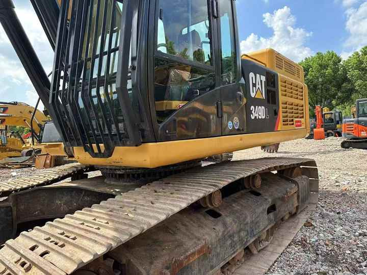 Used 100% Original Caterpillar 349D EXCAVATOR for Sale High Quality Good Condition CAT 349 Crawler Secondhand Machine - Rýpadlo: obrázek 3 Used 100% Original Caterpillar 349D EXCAVATOR for Sale High Quality Good Condition CAT 349 Crawler Secondhand Machine - Rýpadlo: obrázek 3