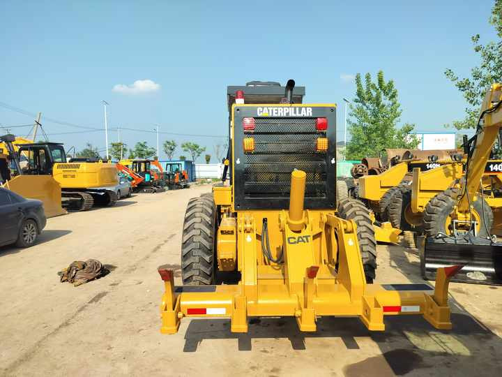 Used CAT 140H Motor Grader From Japan with Excellent Performance Caterpillar 140h in Good Condition for Sale - Grejdr: obrázek 4 Used CAT 140H Motor Grader From Japan with Excellent Performance Caterpillar 140h in Good Condition for Sale - Grejdr: obrázek 4