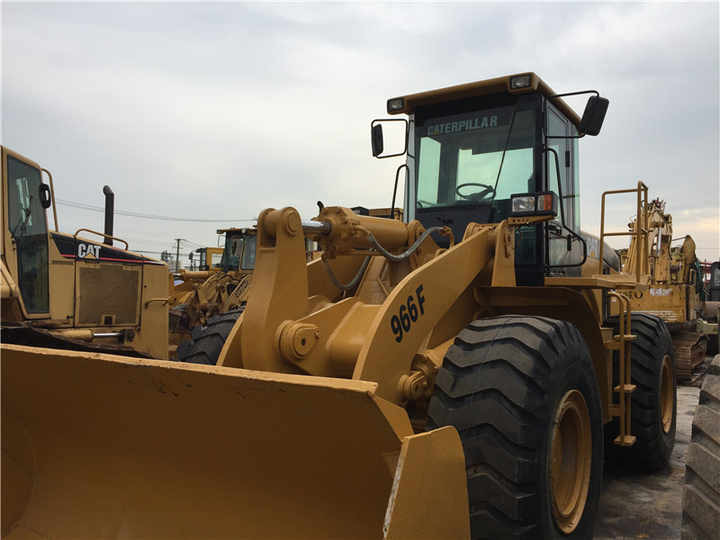 Used CAT 966f Wheel Loader Original Cat Construction Machine CAT 966f for Hot Sale Used Loader - Kolový nakladač: obrázek 4 Used CAT 966f Wheel Loader Original Cat Construction Machine CAT 966f for Hot Sale Used Loader - Kolový nakladač: obrázek 4