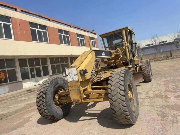 Used Caterpillar 14h Motor Grader Cat14H Very Good Quality Motor Grader Cat 14H Grader Price No Reviews yet - Grejdr: obrázek 5 Used Caterpillar 14h Motor Grader Cat14H Very Good Quality Motor Grader Cat 14H Grader Price No Reviews yet - Grejdr: obrázek 5