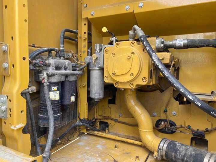 Used Digger CAT 320 Construction Machinery Construction Digger Used CAT 320 Cheap Excavator - Pásové rýpadlo: obrázek 4 Used Digger CAT 320 Construction Machinery Construction Digger Used CAT 320 Cheap Excavator - Pásové rýpadlo: obrázek 4