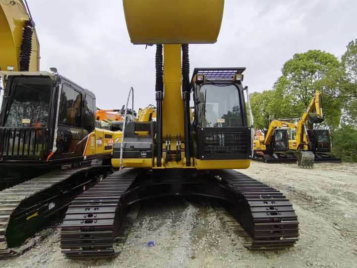 Used Digger CAT 323D2L Construction Machinery Construction Digger Used CAT 323D2L Cheap Excavator - Pásové rýpadlo: obrázek 4 Used Digger CAT 323D2L Construction Machinery Construction Digger Used CAT 323D2L Cheap Excavator - Pásové rýpadlo: obrázek 4