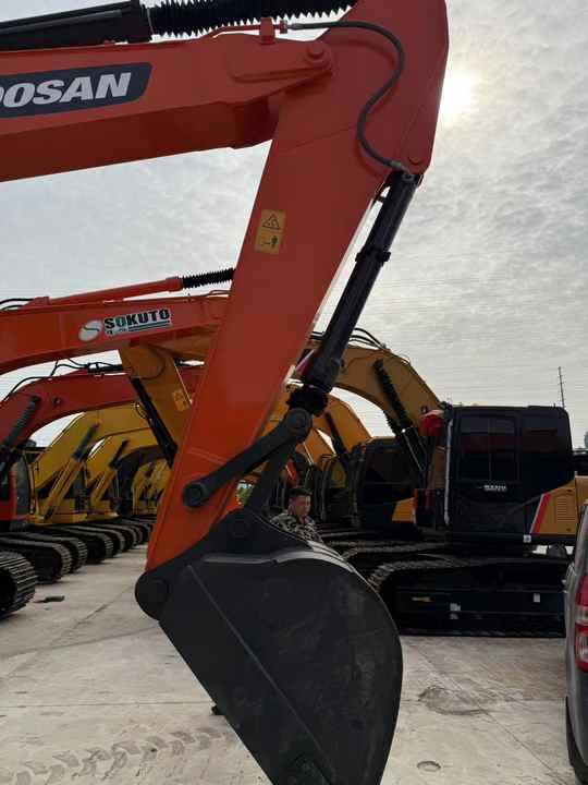 Used Digger Doosan DX225LC-9T Construction Machinery Construction Digger Used Doosan DX225LC-9T Cheap Excavator - Pásové rýpadlo: obrázek 2 Used Digger Doosan DX225LC-9T Construction Machinery Construction Digger Used Doosan DX225LC-9T Cheap Excavator - Pásové rýpadlo: obrázek 2