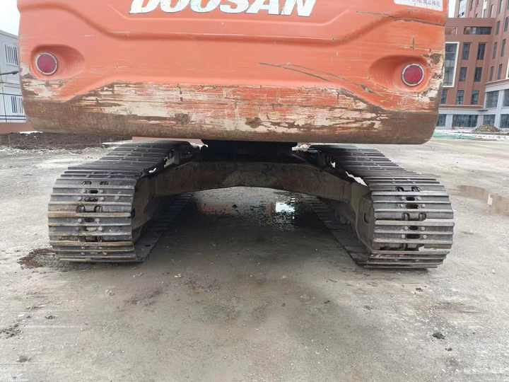 Used Digger Doosan DX225LC-9T Construction Machinery Construction Digger Used Doosan DX225LC-9T Cheap Excavator - Pásové rýpadlo: obrázek 5 Used Digger Doosan DX225LC-9T Construction Machinery Construction Digger Used Doosan DX225LC-9T Cheap Excavator - Pásové rýpadlo: obrázek 5