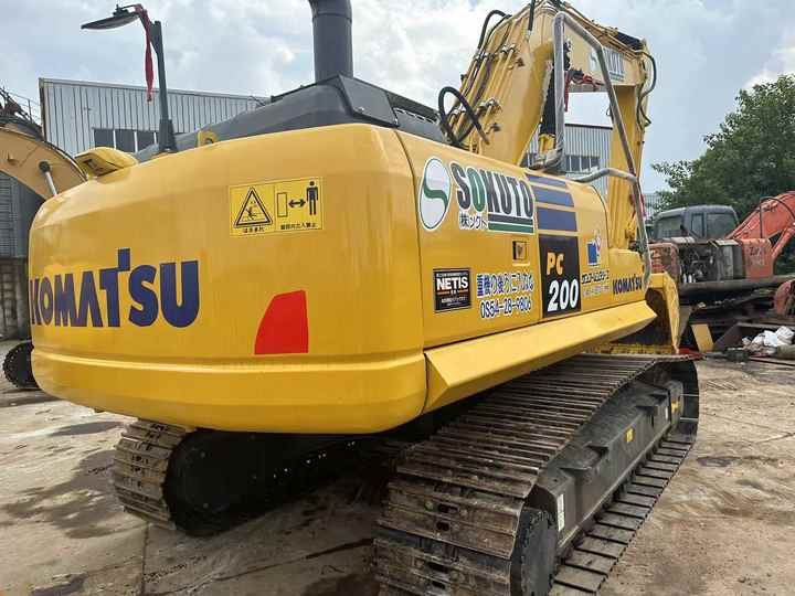 Used Good Quality Japan Original PC200-8 in Good Condition PC200-8 Komatsu - Pásové rýpadlo: obrázek 3 Used Good Quality Japan Original PC200-8 in Good Condition PC200-8 Komatsu - Pásové rýpadlo: obrázek 3