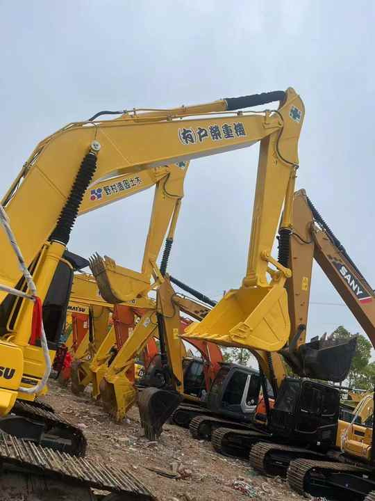 Used Good Quality Japan Original PC240-8 in Good Condition PC240-8 Komatsu - Pásové rýpadlo: obrázek 5 Used Good Quality Japan Original PC240-8 in Good Condition PC240-8 Komatsu - Pásové rýpadlo: obrázek 5