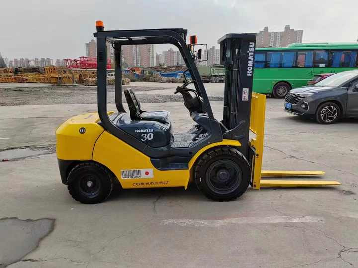 Used Heavy Construction Equipment komatsu 3 Tons Forklift Used Machine - Dieselový vysokozdvižný vozík: obrázek 2 Used Heavy Construction Equipment komatsu 3 Tons Forklift Used Machine - Dieselový vysokozdvižný vozík: obrázek 2