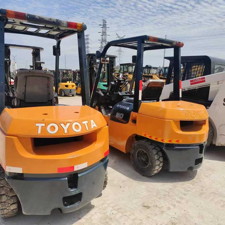 Used Japan Brand toyota 3 Tons Forklift on Hot Sale toyota Forklift 10 Ton 3ton 5 Ton Forklift - Vysokozdvižný vozík: obrázek 5 Used Japan Brand toyota 3 Tons Forklift on Hot Sale toyota Forklift 10 Ton 3ton 5 Ton Forklift - Vysokozdvižný vozík: obrázek 5